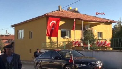 Afyonkarahisar Sare Davutoğlu Annesinin Adını Taşıyan Kuran Kursu'nu Açtı
