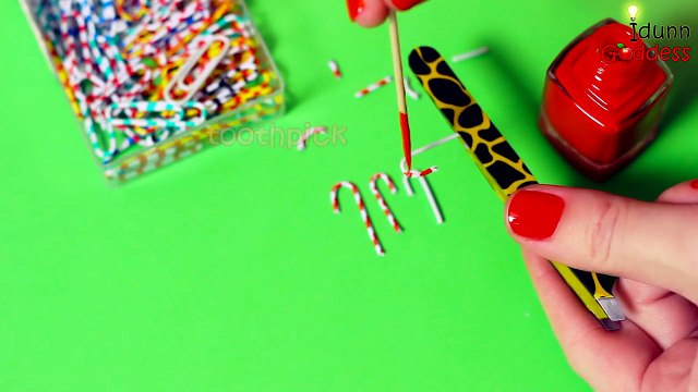 DIY Mini Christmas Decorations – Tiny Holiday Decor Ideas