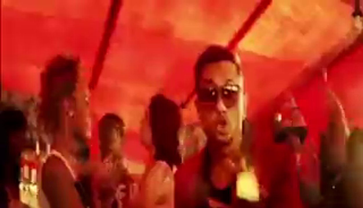 Best Punjabi Songs Mashup 2015 - Gippy Grewal, amrinder gill, Diljit Dosanjh, Yo Yo Honey Singh -> Dailymotion