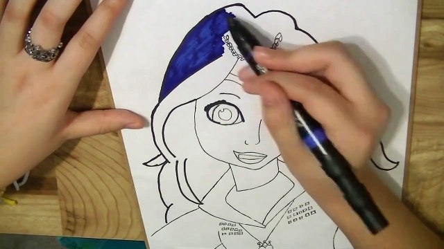 How to draw Evie from Disneys Descendants