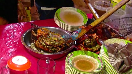 11:03 Jualan Baju, Billy Lanjutkan Usaha Olga - Intens 31 Desember 2015 Jualan Baju, Billy Lanjutkan Usaha Olga - Intens 31 Desember 2015 menurut Cumicumi Indigo 15 kunjungan 02:06 Refleksi Hidup Mulan Jameela (Part 2) - Cumicam 08 Januari 2016 Refleksi
