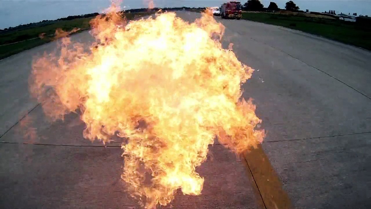 DIY Bond car Pt. 3 Guns & Ammo Top Gear at the Movies