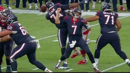 Hoyer fumbles ball away to the Chiefs