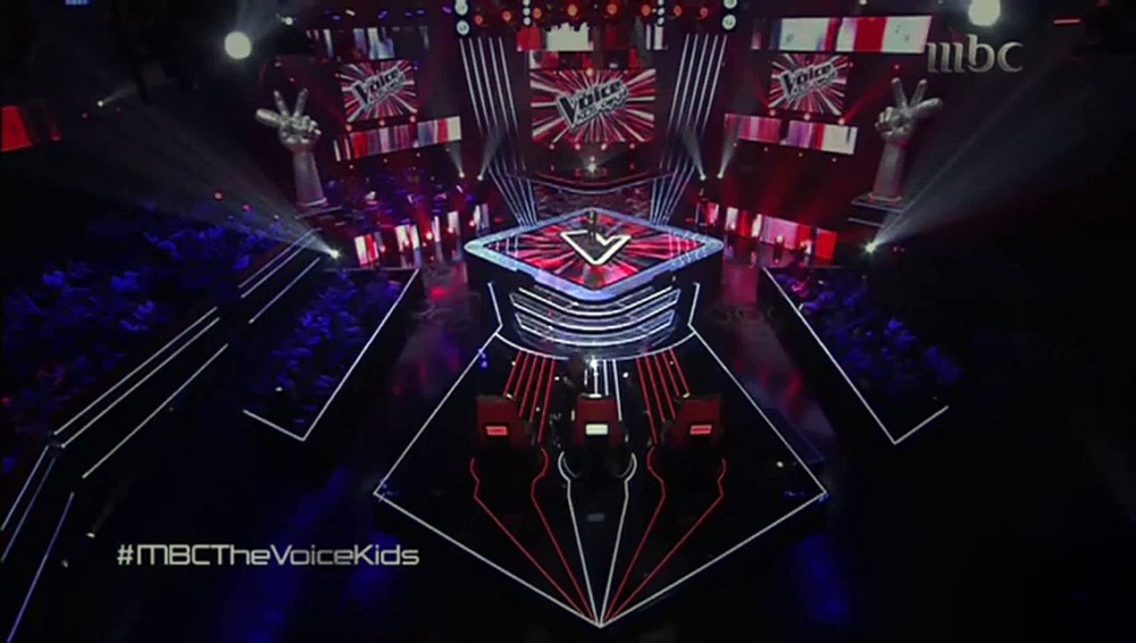 نانسي ترقص مع طفل على مسرح | the voice |