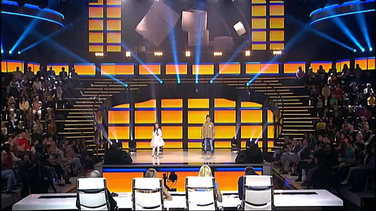 Jovana Perisic i Sava Ciplic - Splet pesama - (live) - Neki novi klinci - 09.01.16. EM 09