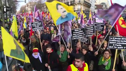 Manifestation pour réclamer "justice" après l'assassinat de trois Kurdes à Paris en 2013