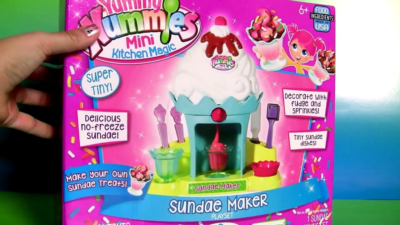 Yummy Nummies Mini Kitchen Magic Sundae Maker Strawberry Ice Cream & Chocolate Sprinkle To