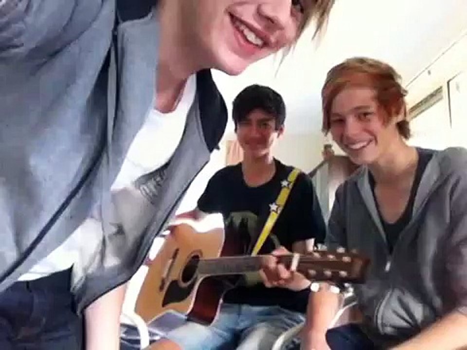 Chris Brown_Justin Bieber - Next To You - 5 Seconds of Summer (cover)