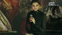 Deepika's SHOCKING Reaction On Pinga Vs Dola Re Dola Song - Bajirao Mastani Vs Devdas