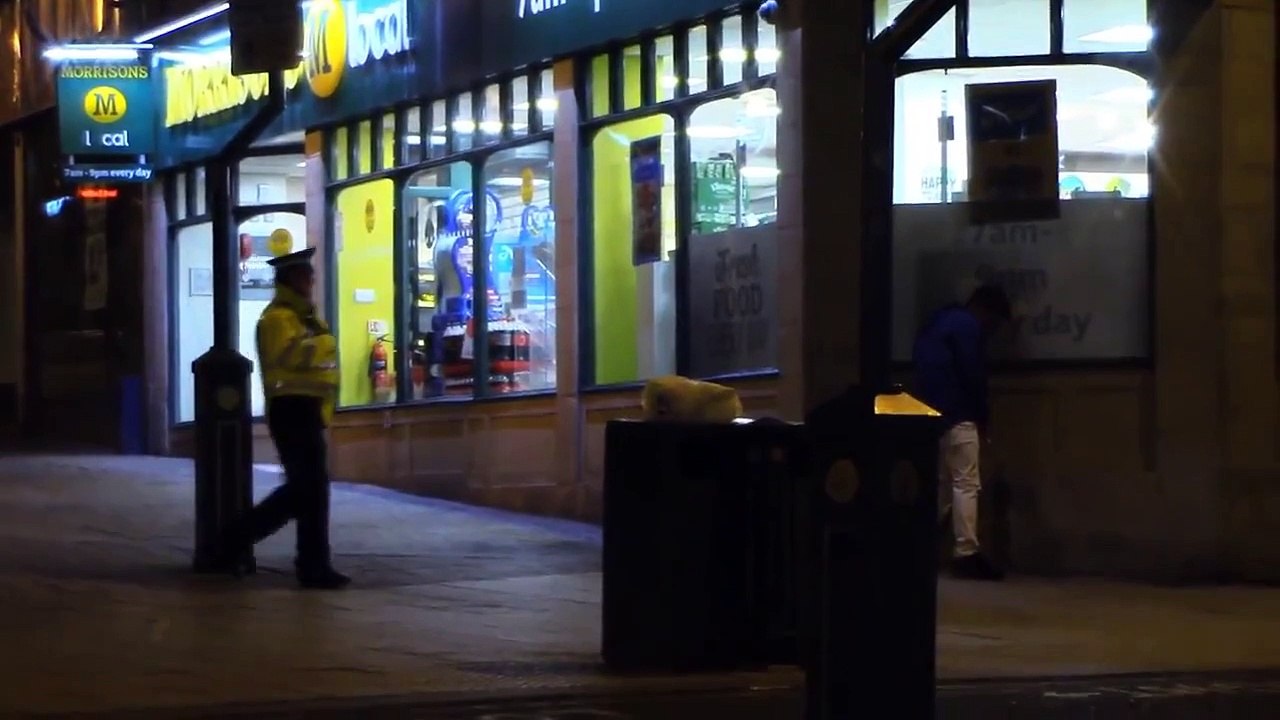 Pissing in Front of Police Prank - Pee Prank in Public - Funny Videos and Pranks 2015