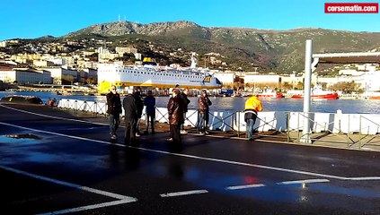 Le Girolata empêché d'entrer au port de Bastia