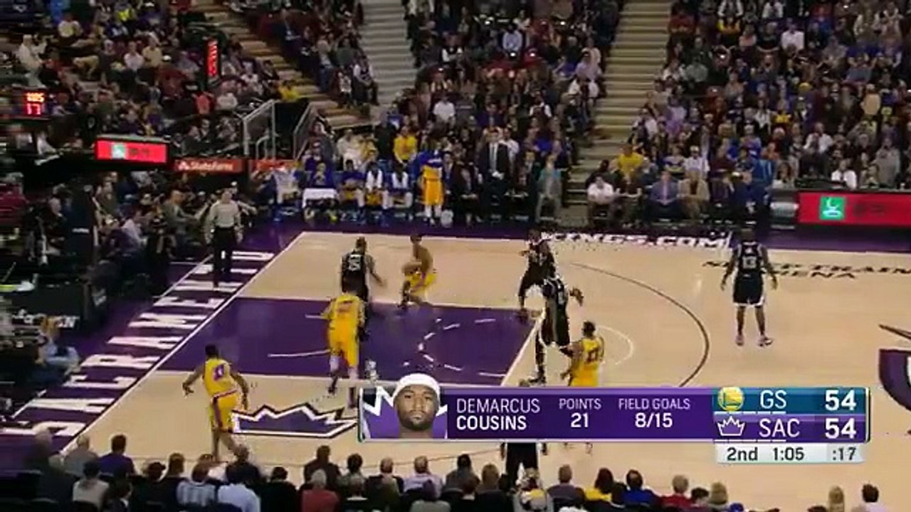 Harrison Barnes Draws the Foul & Scores - Warriors vs Kings - Jan 9, 2016 - NBA 2015-16 Season