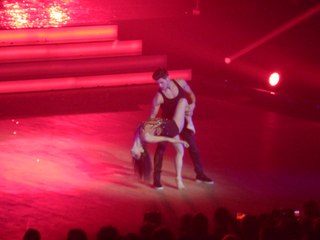 Denitsa Ikonomova & Rayane Bensetti sur "The Hills" - DALSTournée Marseille 09/01/16