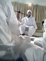 Watch Amazing Duplicate Of Maulana Tariq Jameel, Same Style, Same Bayan
