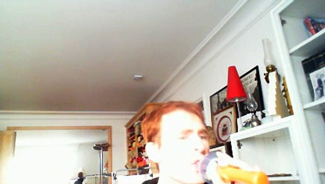 Wiwi égratigne miss independent de Kelly Clarkson