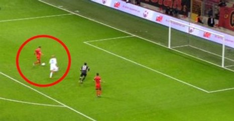 Umut Bulut'un Kaçırdığı Gol Sonrası Taraftar Çıldırdı