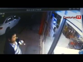 Elindeki akıllı telefonu böyle kaptırdı