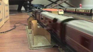 Hornby-Dublo passenger and mail working