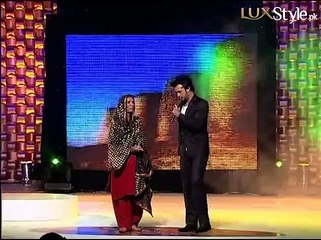 lux style award atif aslam make avery one cry