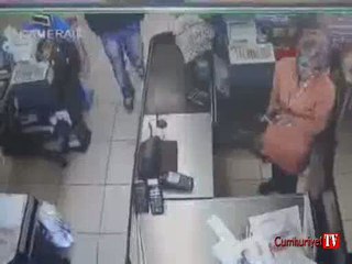 "Kafana sıkarım" dedikten sonra kasayı soydu