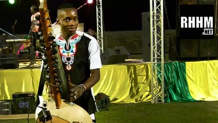 SIDIKI DIABATÉ CONCERT KAYES 1ER JAN. 2016 - RHHM EST LÀ