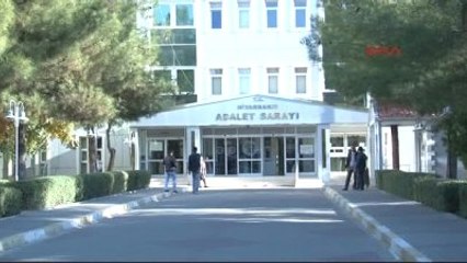 Diyarbakır Eşini Öldüren Kocaya, 'Bir Daha Suç İşlemeyeceği' Kanaatiyle Ceza İndirimi-Arşiv