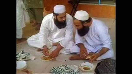 Tablighi Kon Hai by Maulana Tariq Jameel