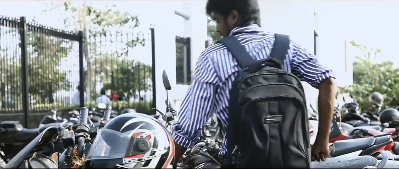 Helmet Thirudargal - New Comedy Tamil Short Film 2015