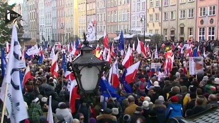 Pologne : manifestations pour défendre les médias publics