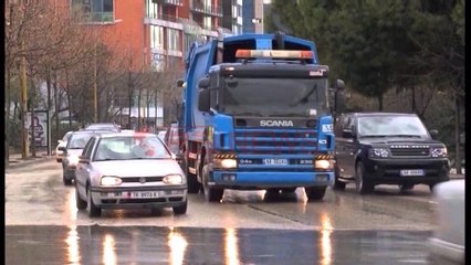 Pas bursave, reagon edhe tregu i brendshëm: Çmimi i naftës 6 lekë më lirë - Ora News