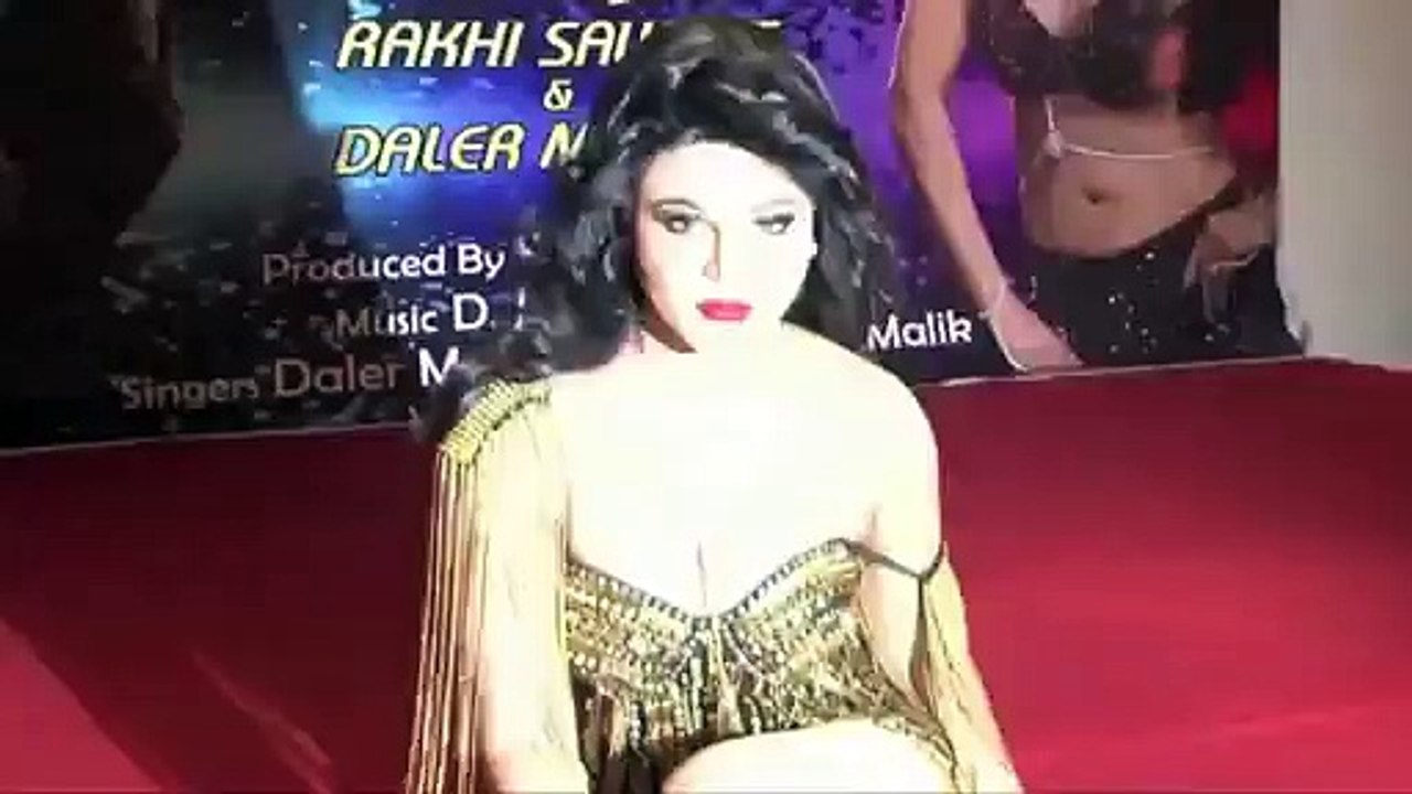 BollywoodFail Rakhi Sawant Dress of 2016