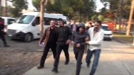 Adana İş Yerine Girmeye Çalışan Hırsızı Öldürdü