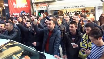 Aziz Yıldırım'a sevgi seli!