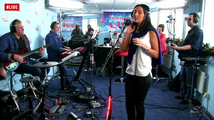 Алсу – Просто наступила зима (#LIVE Авторадио)