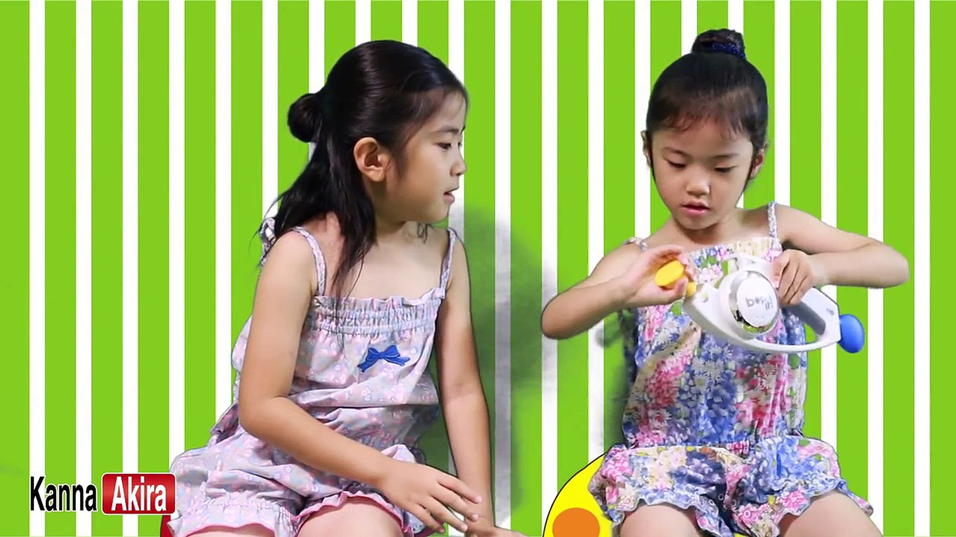 ねじれ さけべ ひっぱれ 新感覚ゲームボピット Bop It Dailymotion Video