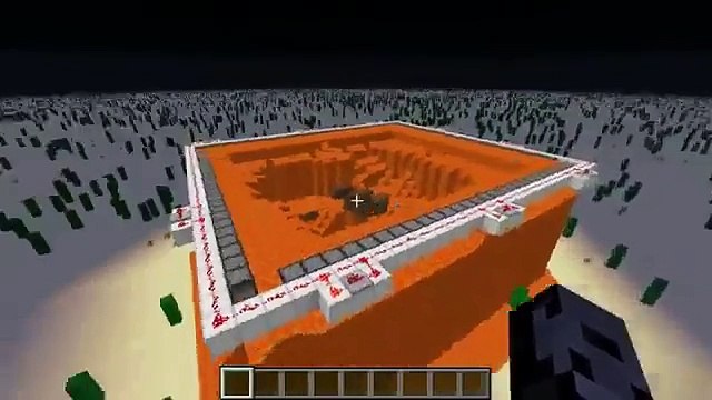 Pat and Jen PopularMMOs Minecraft BURN THE HOUSE DOWN (TRAPPED IN POURING LAVA!) Mini-Game