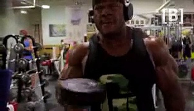 5x Mr Olympia Phil Heath Ultimate Arm-Biceps-Triceps Training 2015