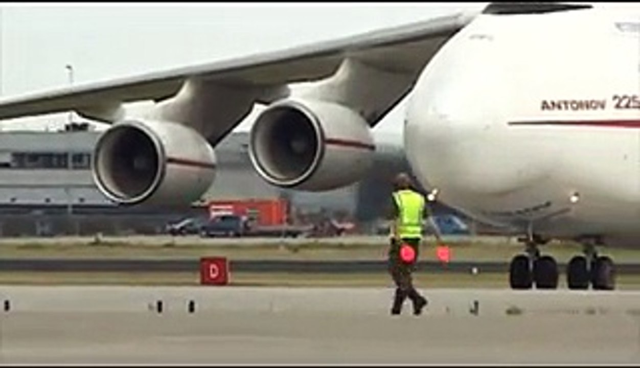 British airways launches world's largest air plane