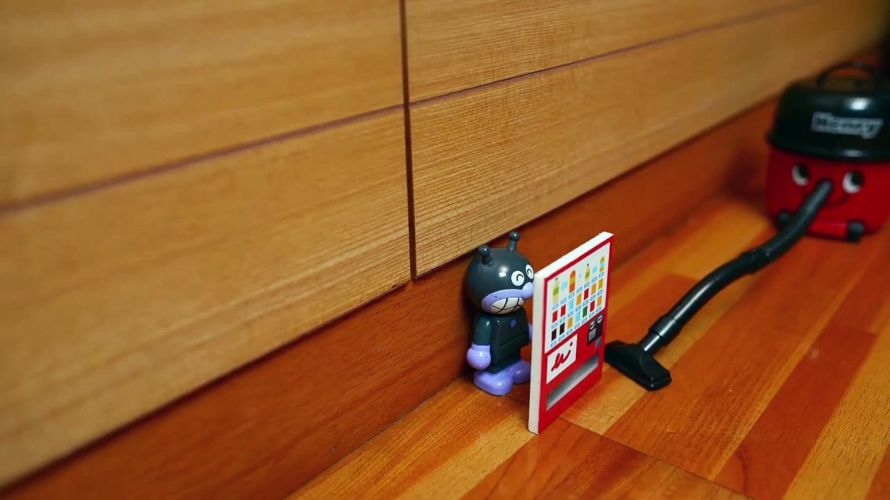 アンパンマンおもちゃアニメ 掃除機君とバイキンマン Stop Motion