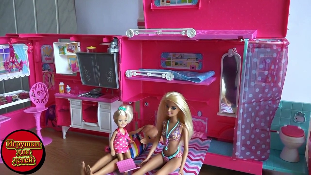 Игрушки Барби, в сериале Barbie Life in The Dreamhouse Camper сери