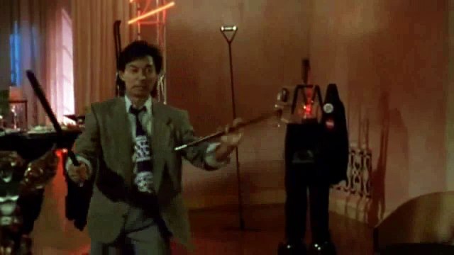 Chuck Norris Chateia se a Seria Com Steven Seagal e Jean Claude Van Damme