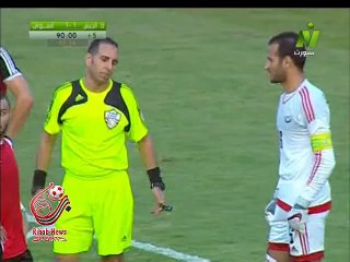 حارس مرمي طلائع الجيش يتعمد مسك الكرة خارج منطقة الجزاء بالدورى المصري