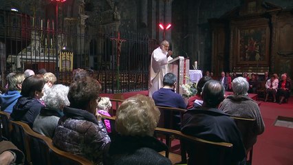 D!CI TV : L'avis des fidèles à la sortie de la messe de la Toussaint à Embrun
