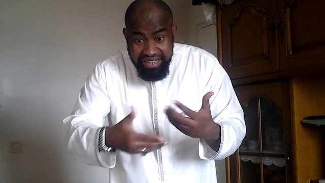 said mohamed djibrile Premier message vidéo en langue français- Quand tu parle avec votre seigneur