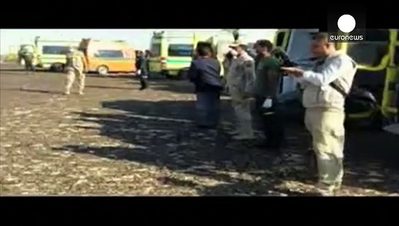 Авиакатастрофа над Синаем: первые тела погибших...