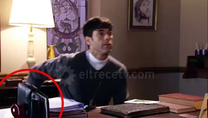 Esperanza Mia Blooper Toto el Conejo Rojo de Tomas es delator