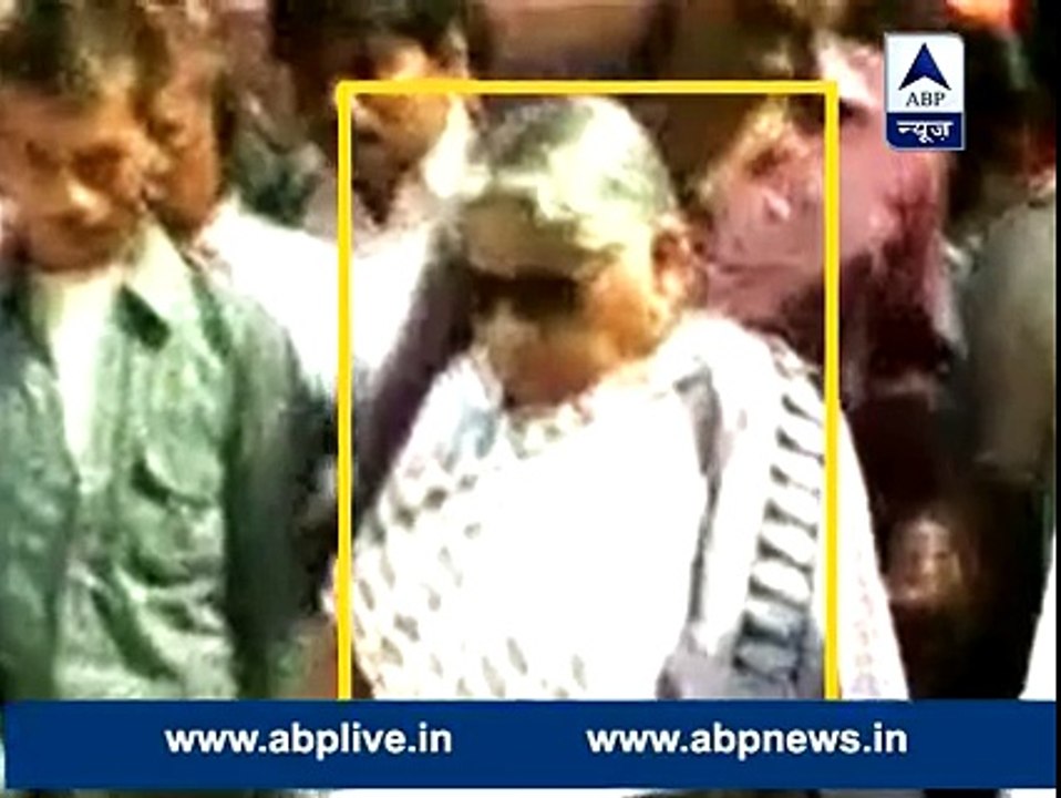 BJP mp kicks begger