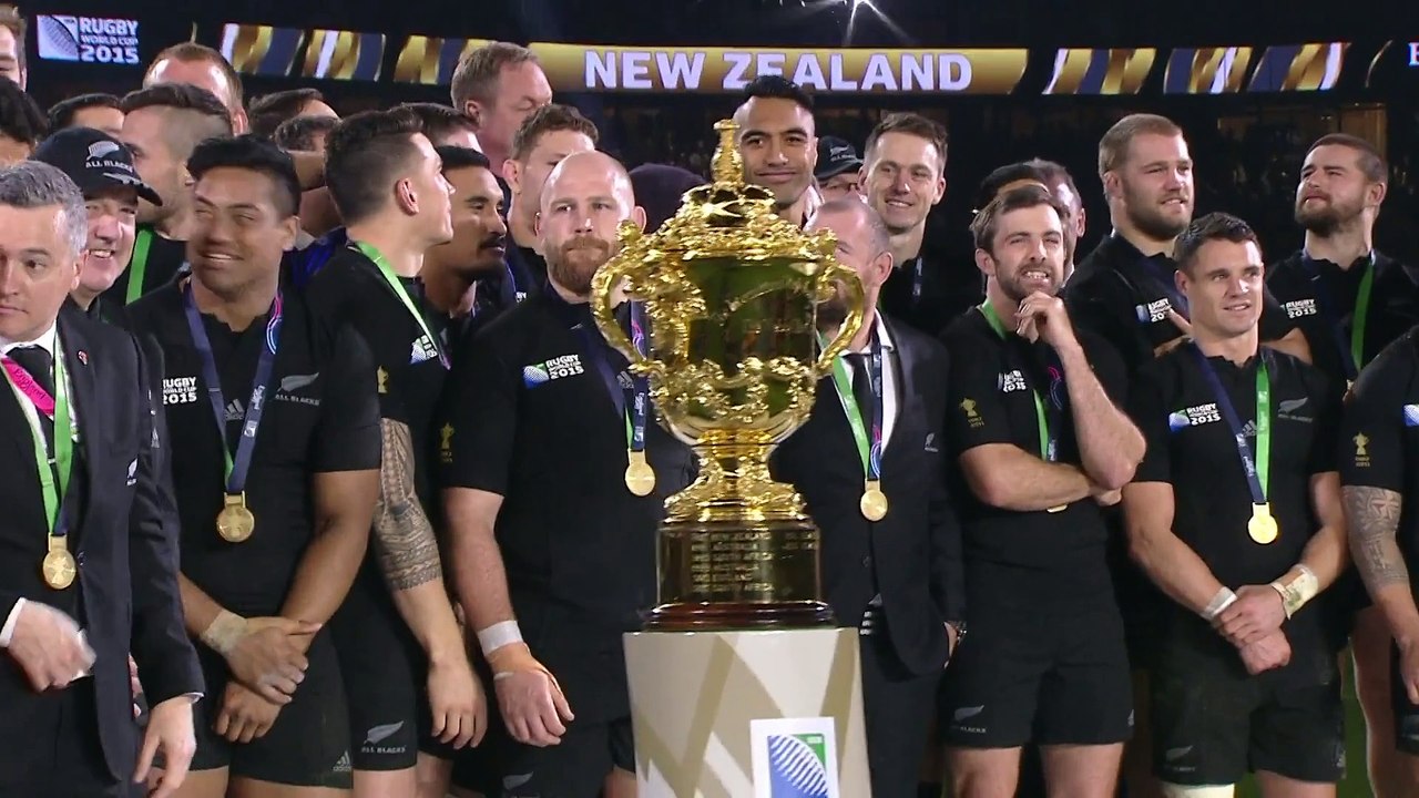 New Zealand lift Webb Ellis Cup