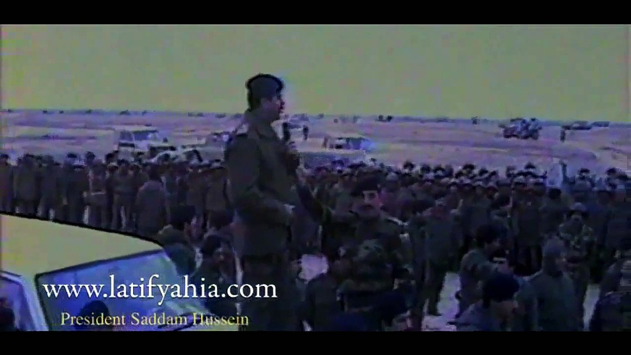 صدام حسين في جبهات القتال يقاتل مع جنوده Saddam Hussein