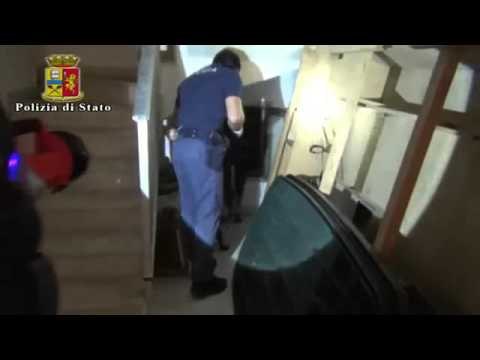 Vittoria (RG) - Spacciatore tenta di ingoiare cocaina: arrestato (01.11.15)